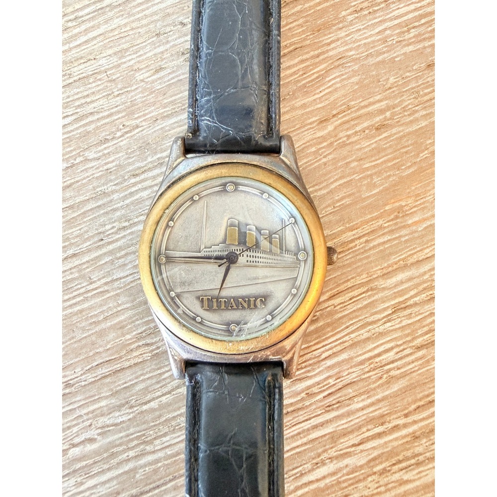 Fossil RMS Titanic Exhibition Watch Unisex Silver Gold Tone Black Strap OS